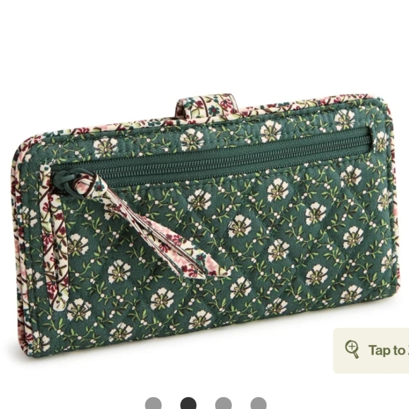 Vera Bradley Floral Green Red Misteltoe Quilted Women's Wallet - Picture 2 of 6